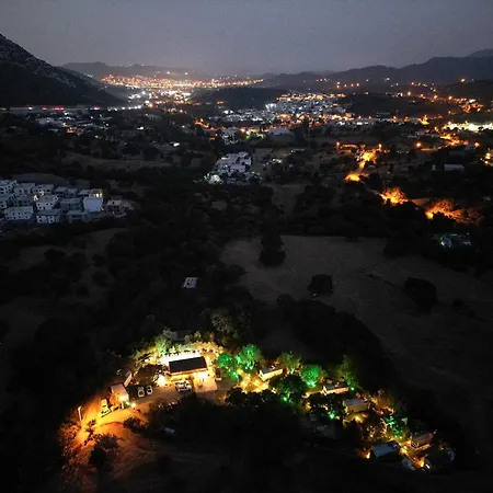 Alya Hill Ξενοδοχείο *